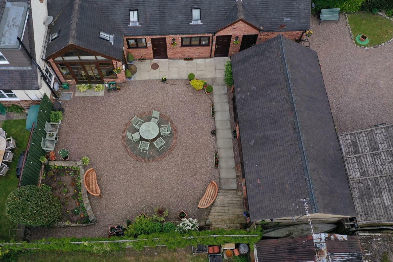 High View Cottage Uttoxeter Exterior photo