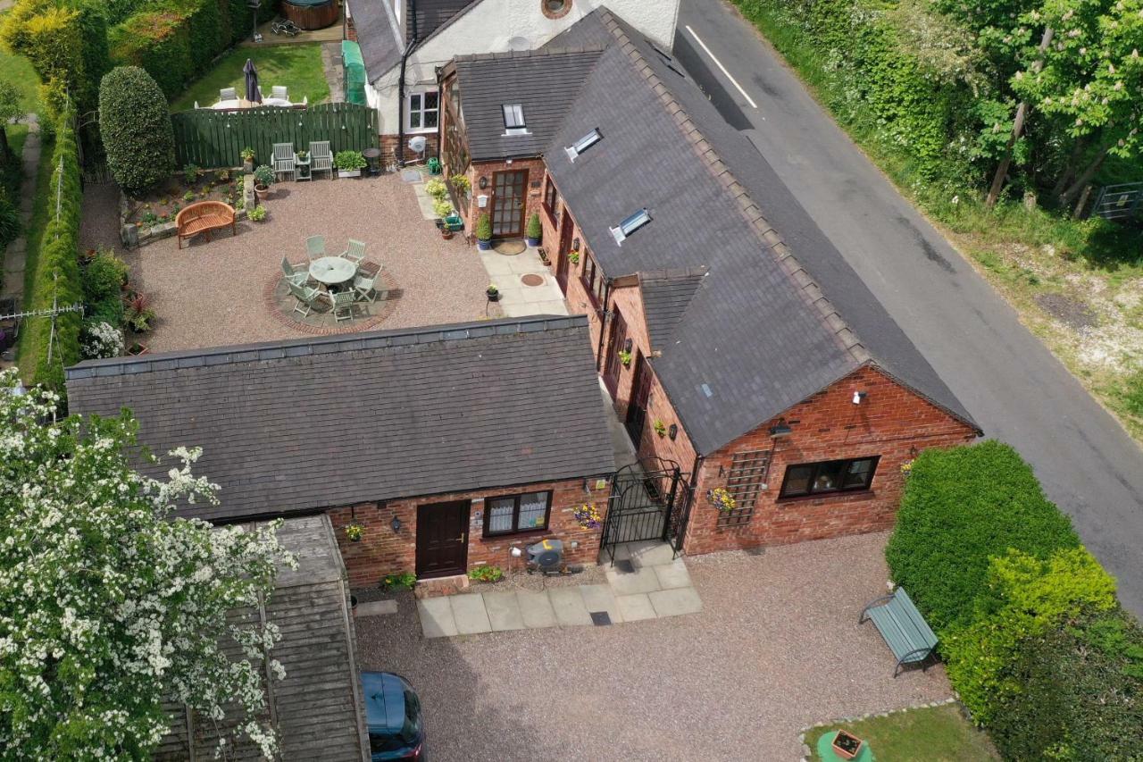 High View Cottage Uttoxeter Exterior photo