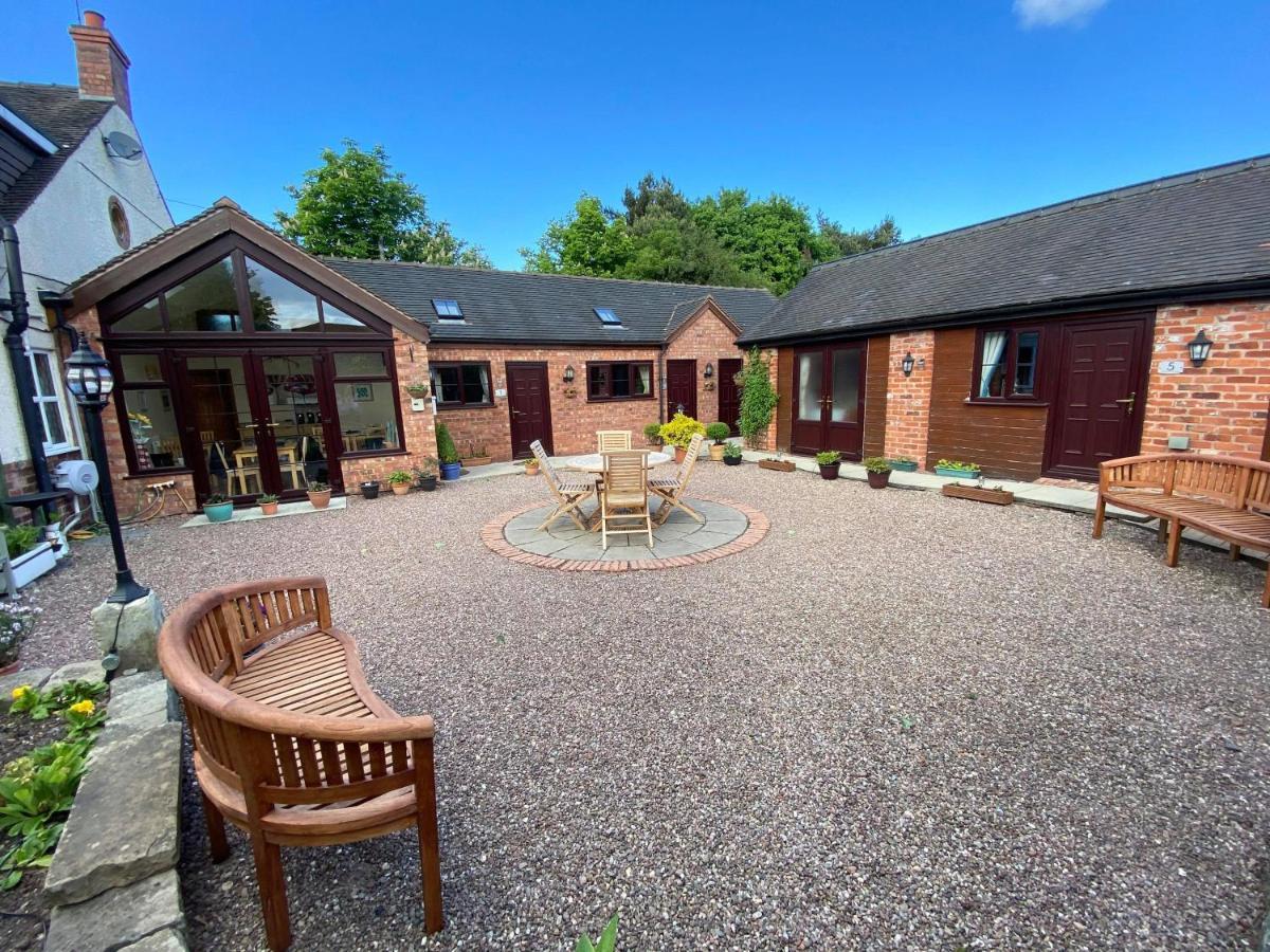 High View Cottage Uttoxeter Exterior photo